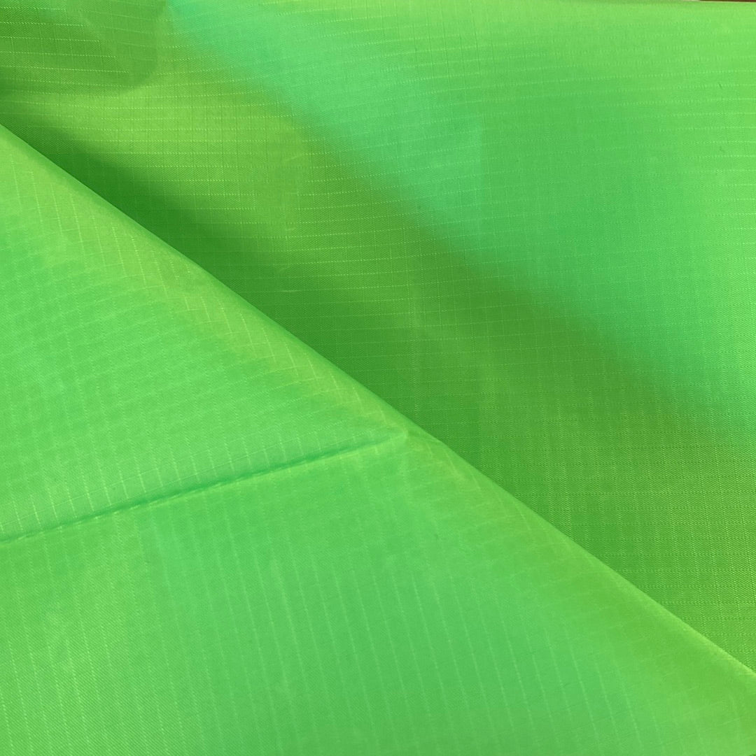 Remnant 170205 0.65m Ripstop Flo Green 150cm wide Kayes Textiles
