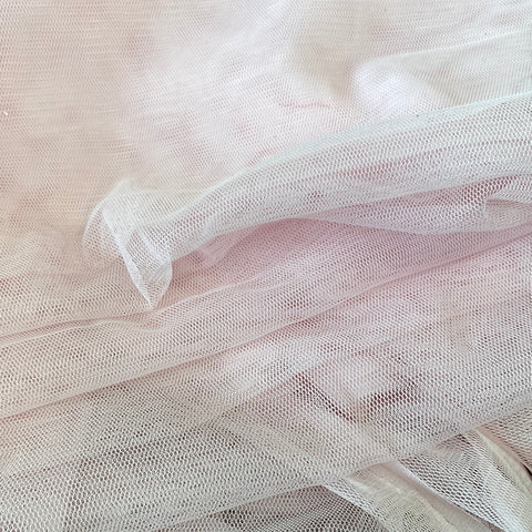 Remnant 061202 1.4m Stretch mesh - Baby Pink - 150cm wide