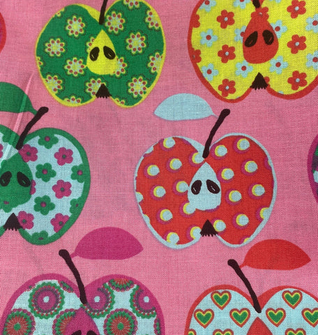 Remnant 060606 3.35m 100% Cotton Coloured Apples - 140cm Wide