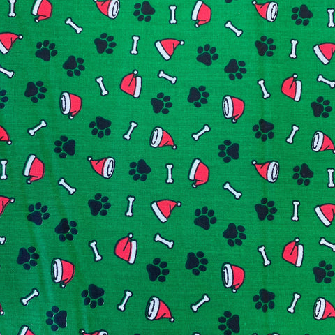 Remnant 081005 0.55m Christmas Polycotton Paws - 114cm Wide approx