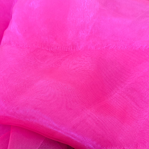 Remnant 130502 3m Organza - Flo Pink - 140cm wide approx