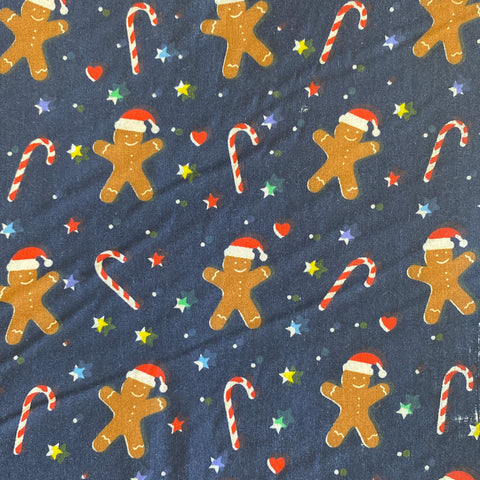 Remnant 081002 1m x 1.12m Polycotton gingerbread man and candy canes