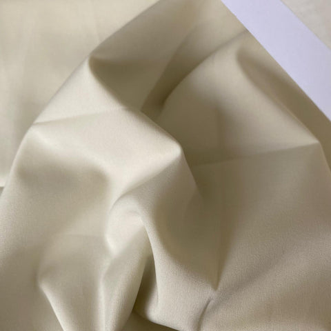 Remnant 130519    60cm Luxury Dress Lining - Cream - 150cm Wide