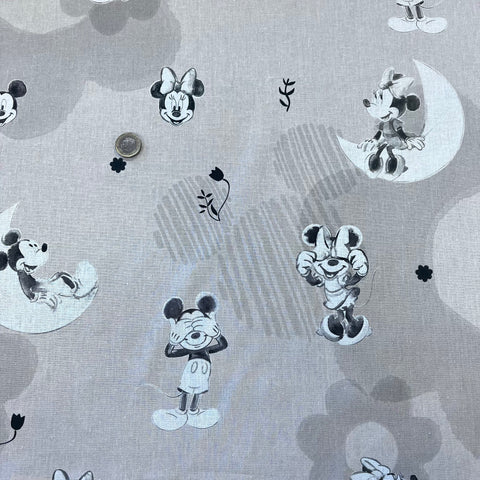 Remnant 121004 1.4m 100% Cotton - Peek a Boo Mickey & Minnie - 140cm Wide