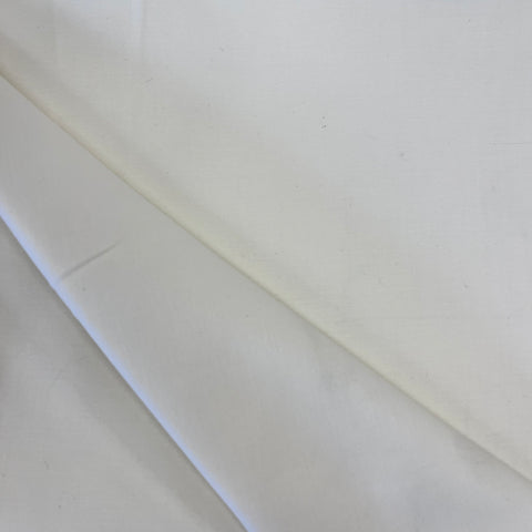 Remnant 061002 1.95m x 1.4m Cream Sateen Curtain Lining