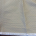 Remnant 290403   1.6m x 112cm 100% Makower 830 Spot The Henley Studio Craft Cotton