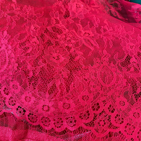 Remnant 310705  1m x 150cm Red Lace