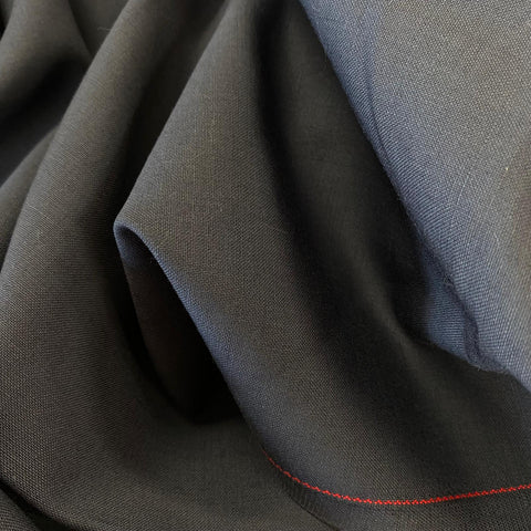 Remnant 110837  1m Charcoal Grey Wool Mix Suiting  150cm Wide