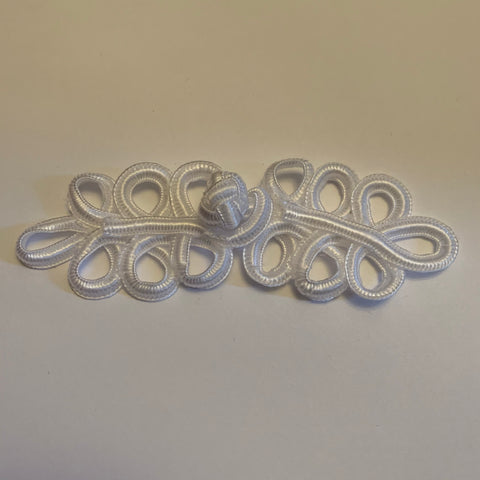 Frog Fastening Clips - 12cm - White Round Clasp